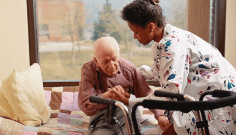 Ini Rate Harga yang Perlu Dikeluarkan untuk Senior Assisted Living